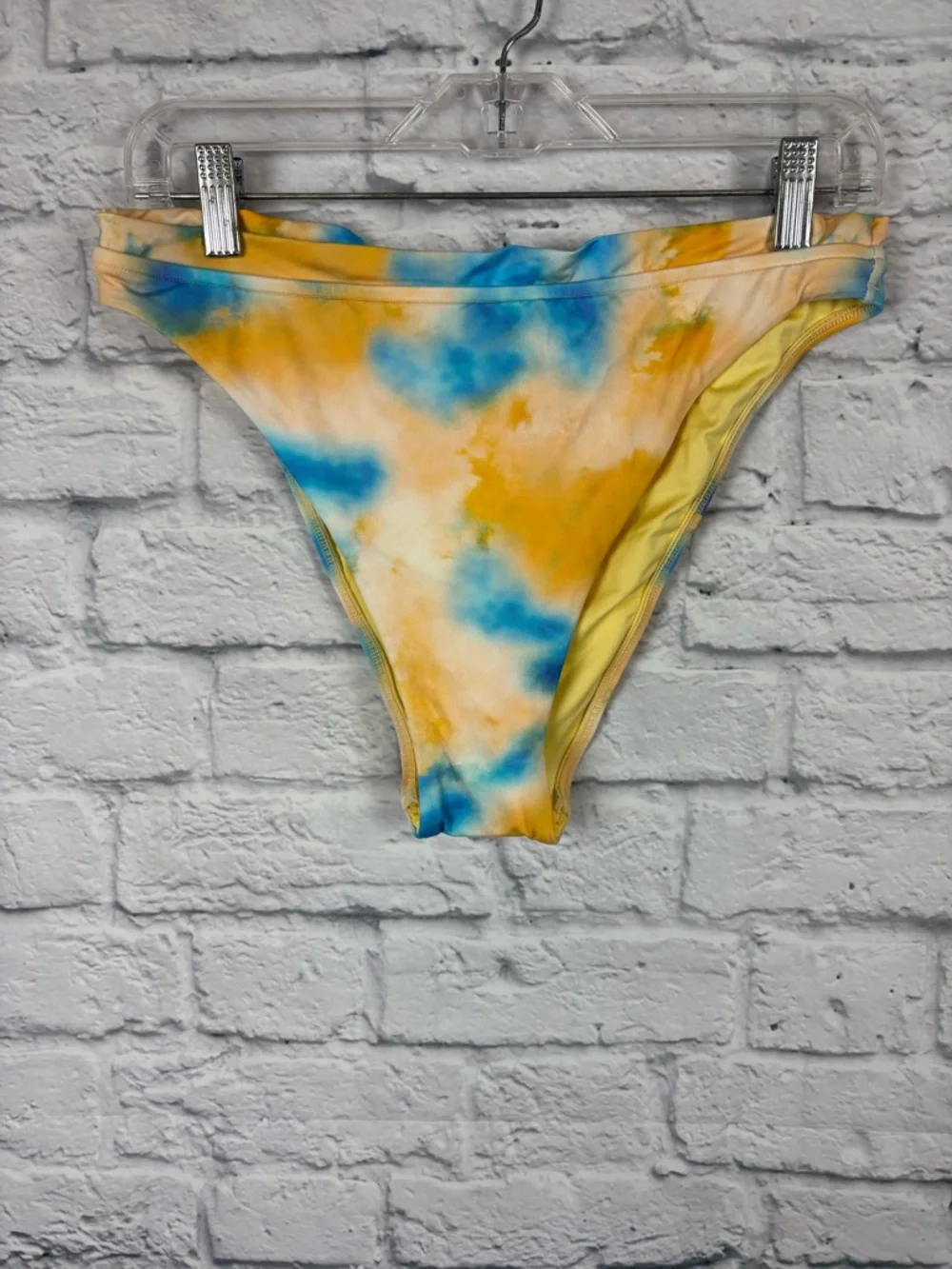 New Victoria's Secret tie-dye high-waisted bikini bottom size XL